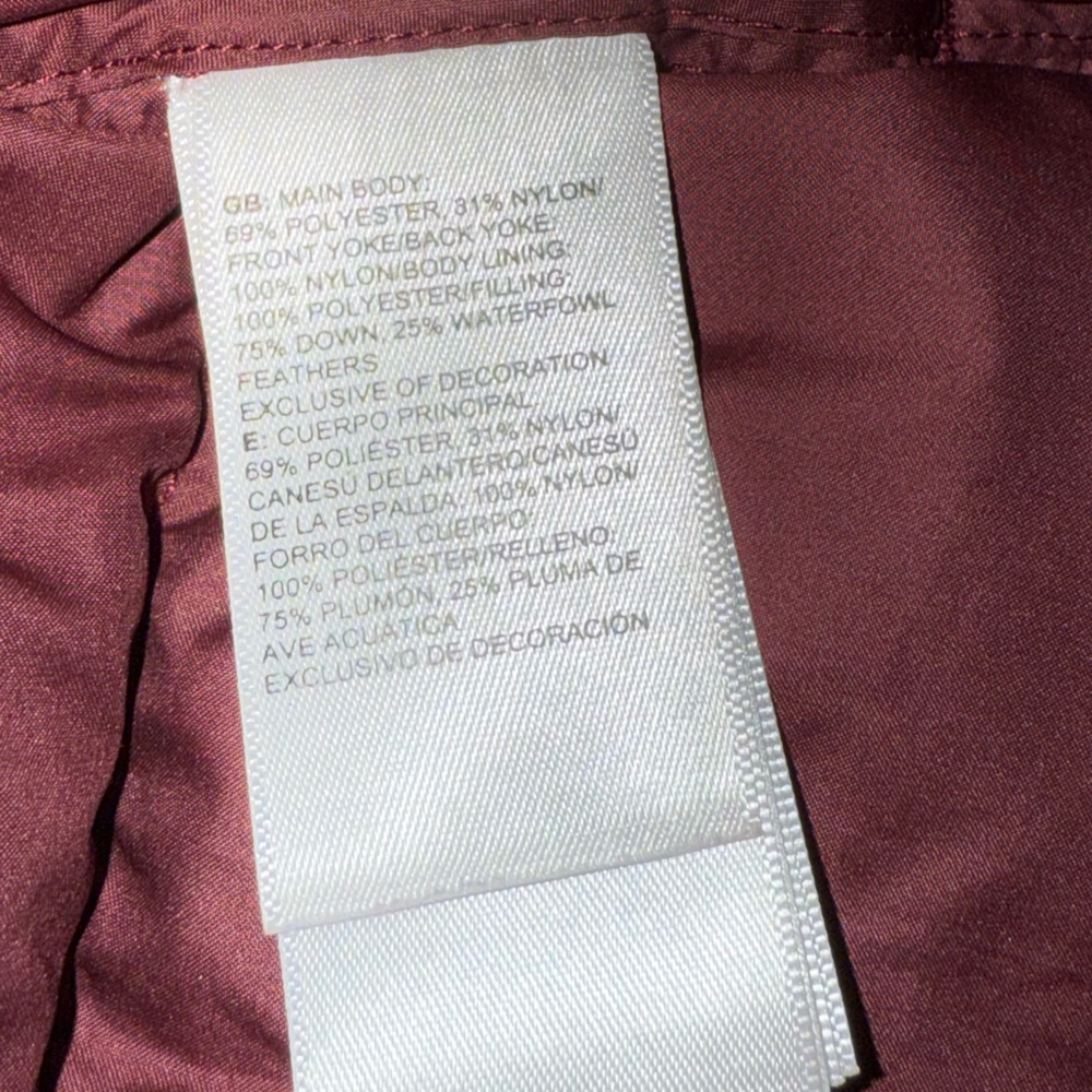 Women's North Face puffer coat - Picture 5 of 5